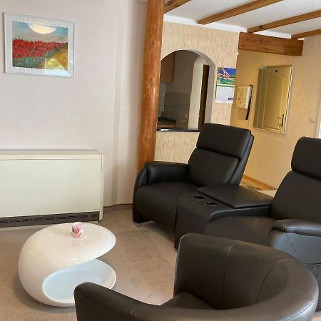 Landhausidyll Ferienwohnung Grundshagen ภายนอก รูปภาพ