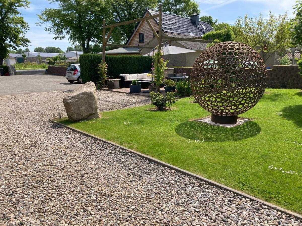 Landhausidyll Ferienwohnung Grundshagen ภายนอก รูปภาพ